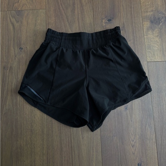 Lulu HR shorts - Picture 2 of 3
